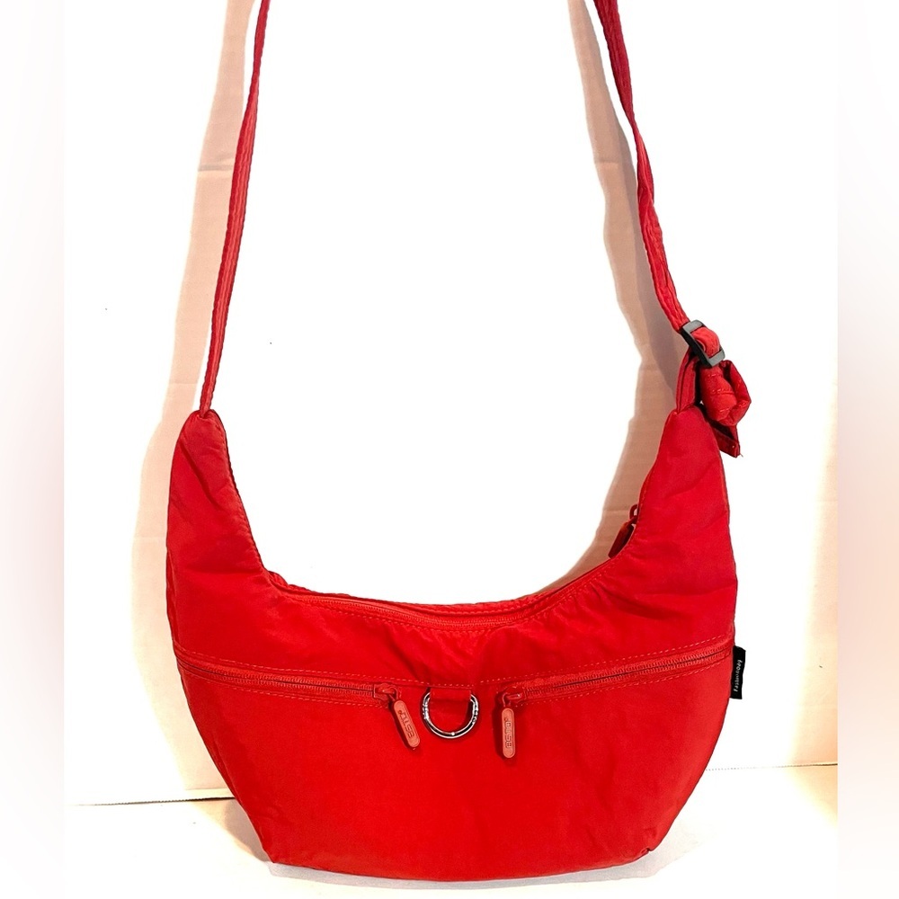 BSTO Fashionbag Red Nylon Crossbody Bag Adjustable Strap Lightweight Travel - Picture 9 of 9